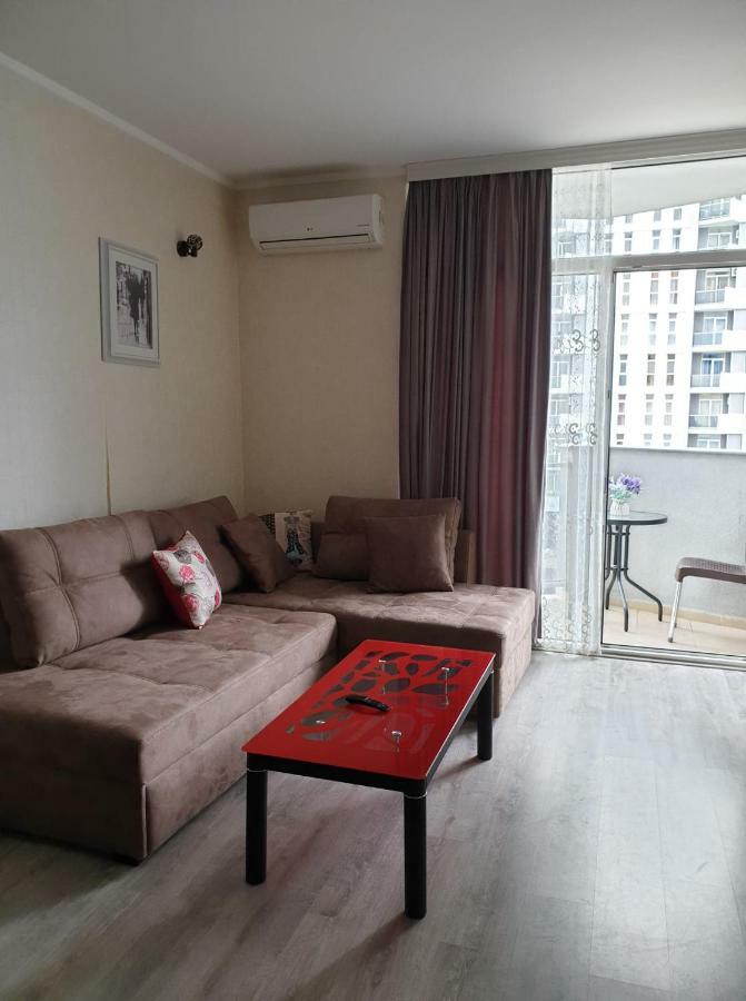 Lia'S Apartment In Orbi Батумі Екстер'єр фото