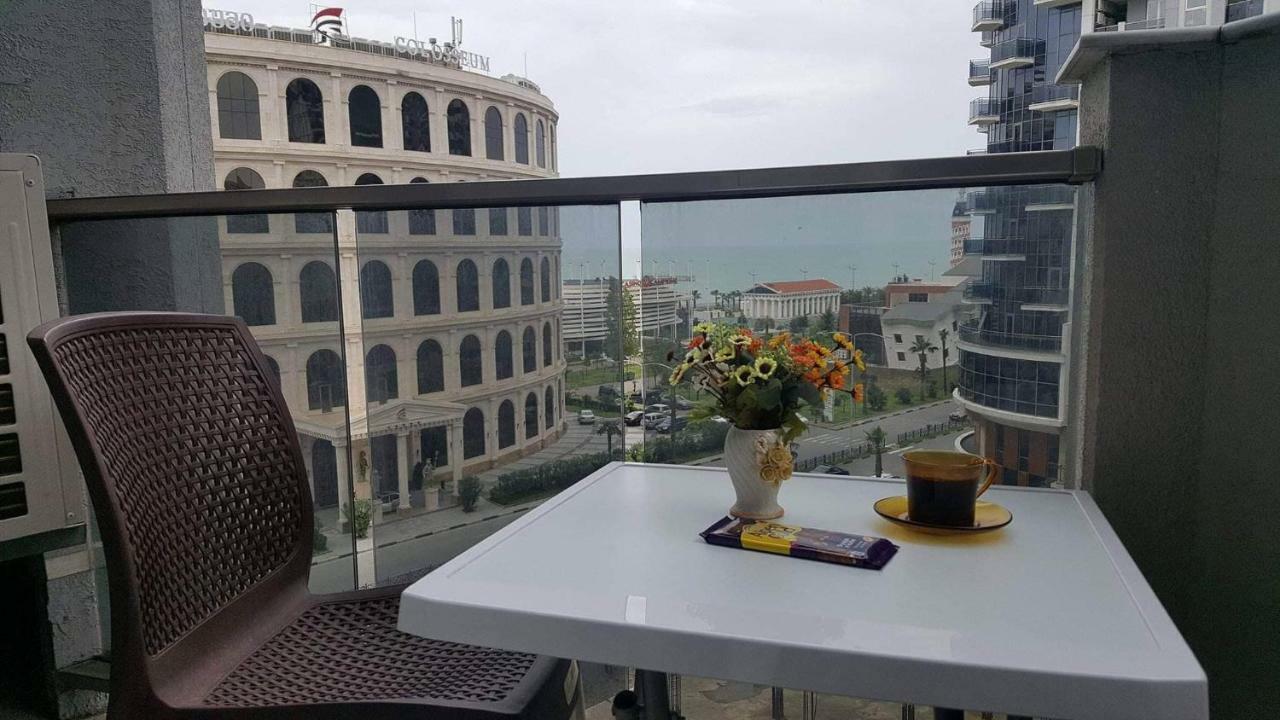 Lia'S Apartment In Orbi Батумі Екстер'єр фото